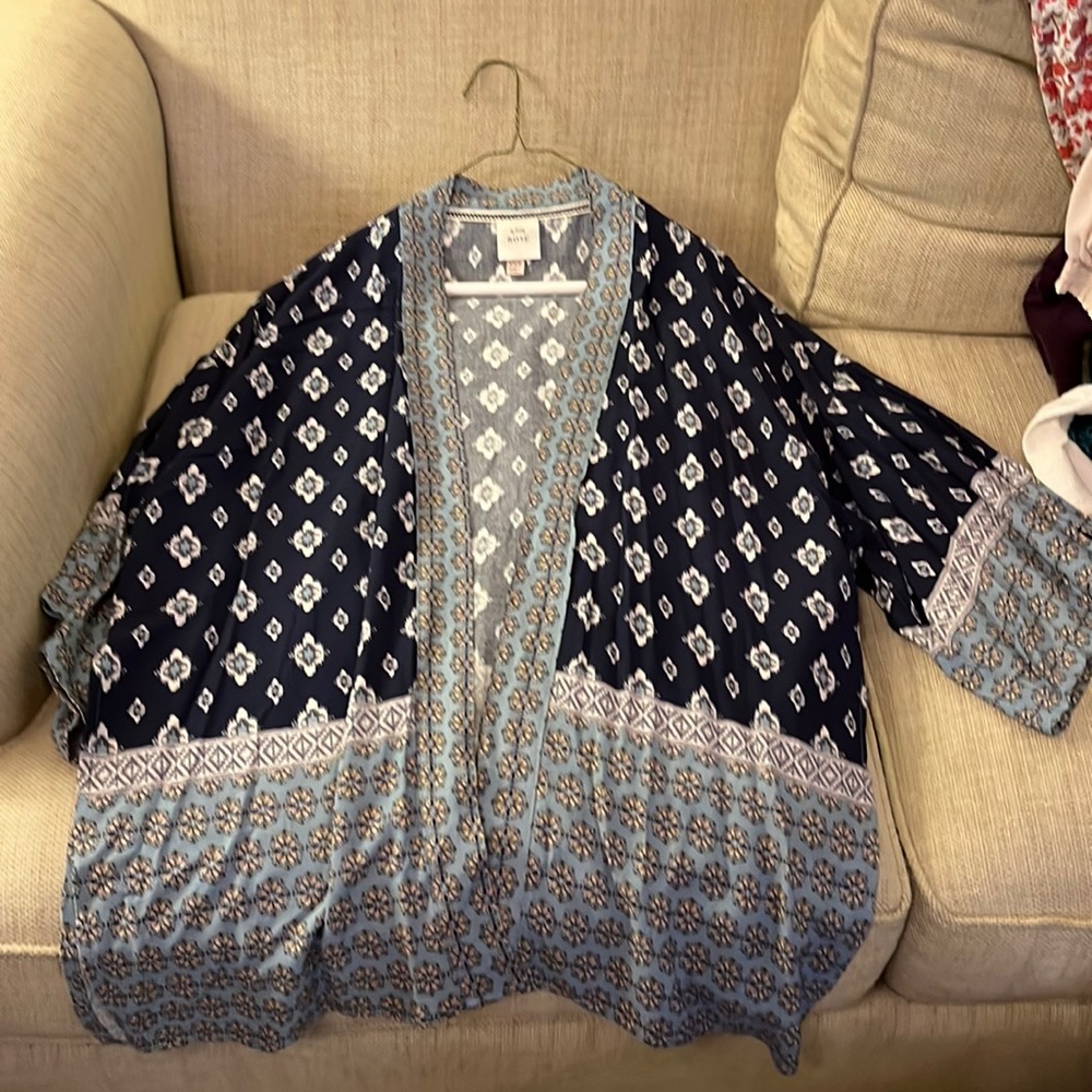 Knox Rose cardigan. Size XS/S